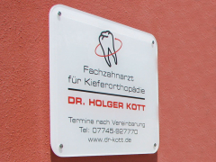 Dr.-Holger-Kott.jpg