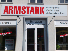 Armstark.jpg